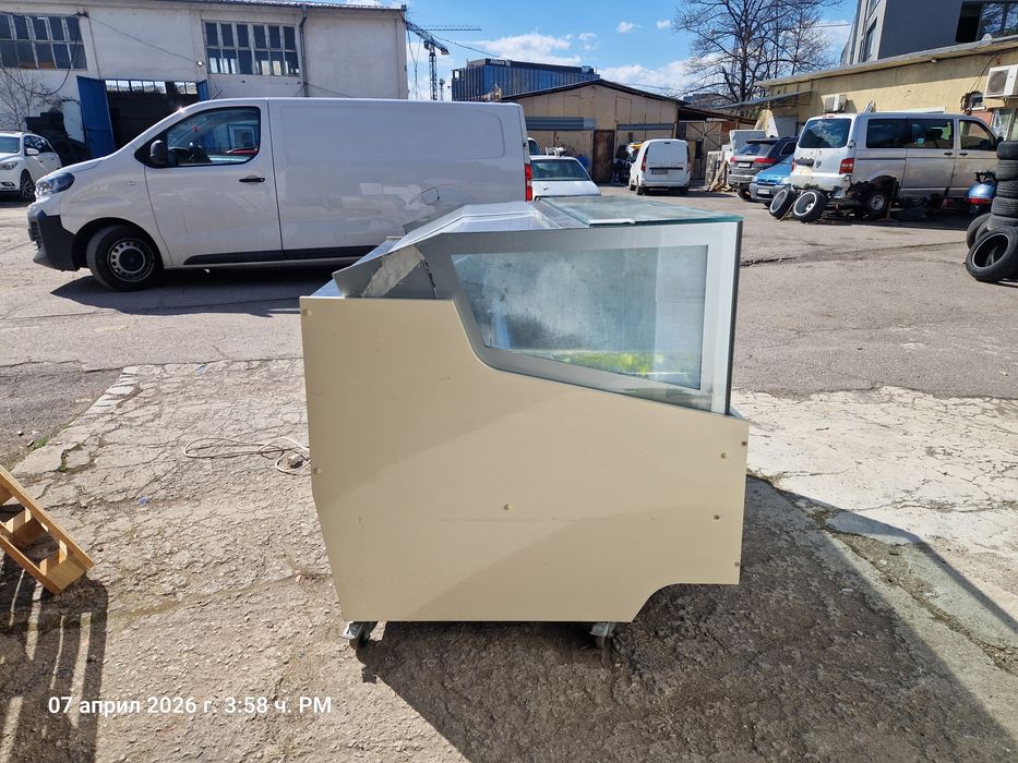 Витрина за сладолед