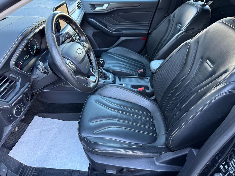 Ford Focus Vignale ! Full !