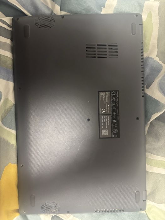 Vand ASUS X515MA perfect pentru scoala