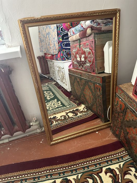 Продается зеркало