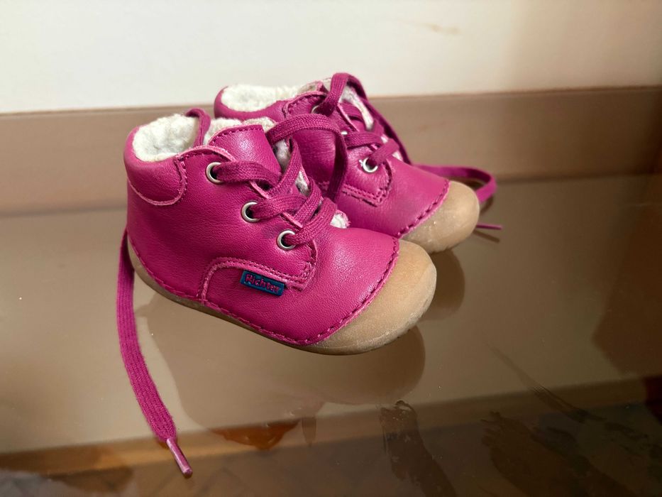 Детски боси обувки, ботуши и пантофи - 18-23 номер