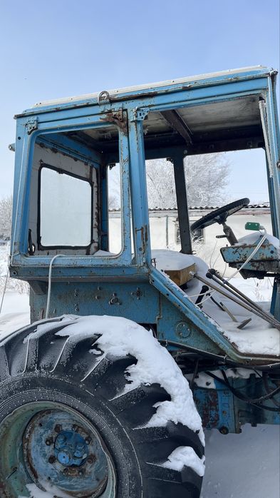 Трактор МТЗ 80 с новым пресс подборщиком