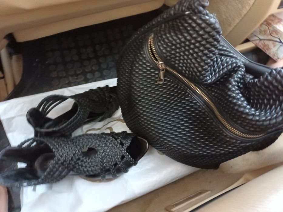 Pantofi si geanta