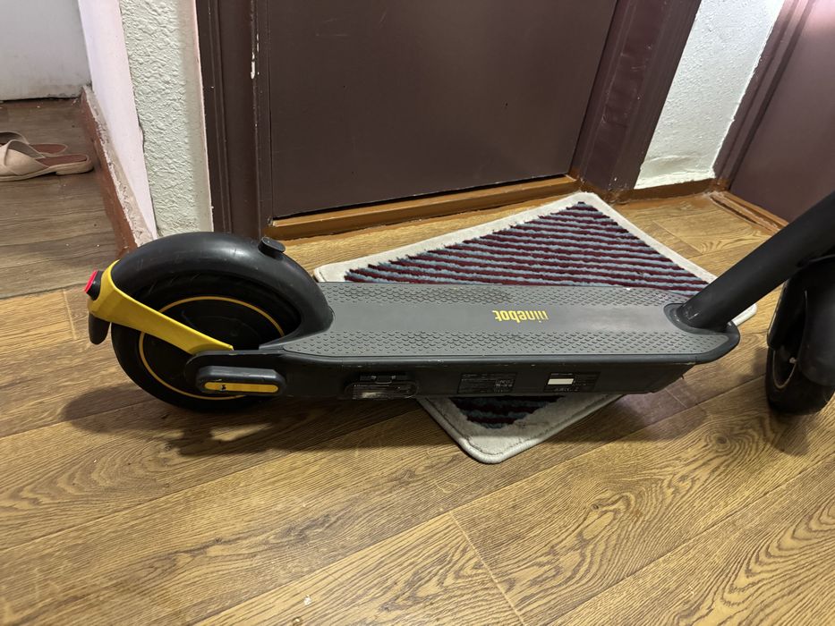Электрический самокат ninebot max g-30