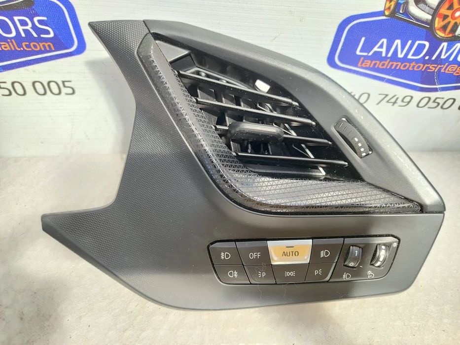 BLOC LUMINI + GRILĂ VENTILAȚIE STÂNGA BMW SERIA 1 (F40) / SERIA 2 (F42/F44) 2019–2024 / COD OEM 61319461148-01 (5E2)