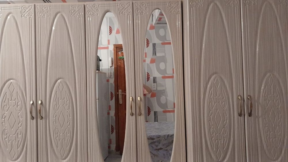 Шкаф вместительный