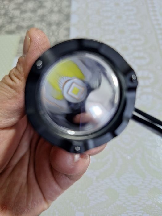 Продам фонарь  найткор P23i