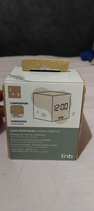 Часовник и будилник TNB Joy Cube, електронен, LED