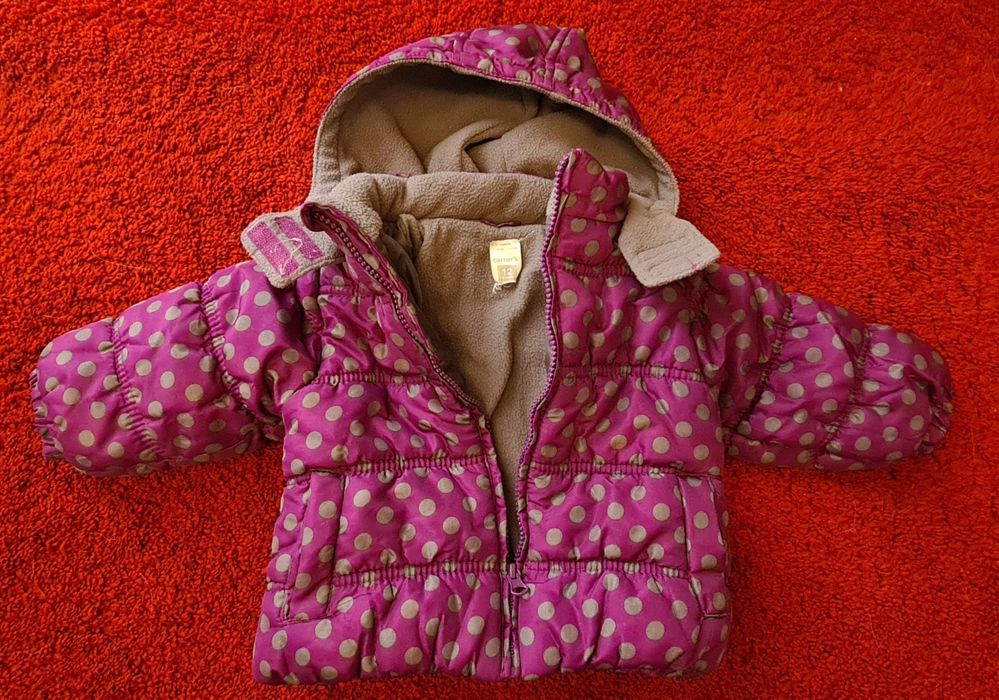Яке за момиченце 12 месеца
