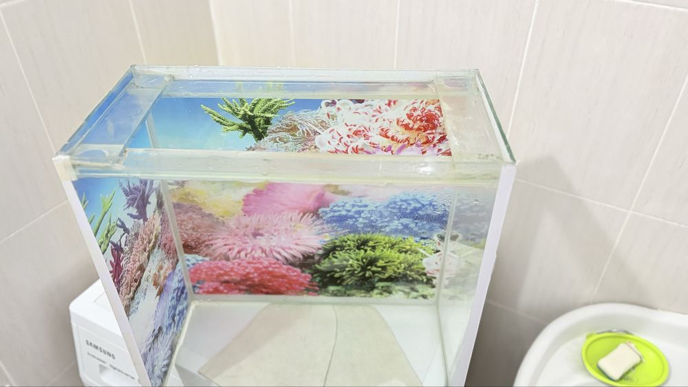 Продам аквариум 35лт.