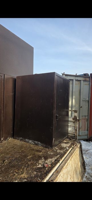 Продам железные сейфы