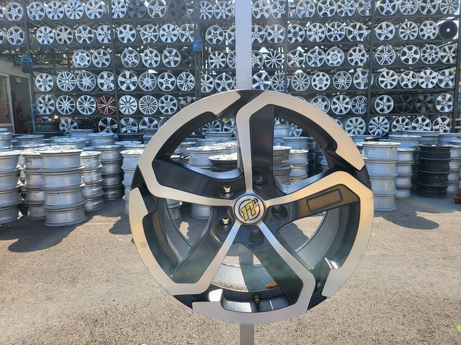 Лети джанти 17 5х120 , BMW , ET30 ,БМВ