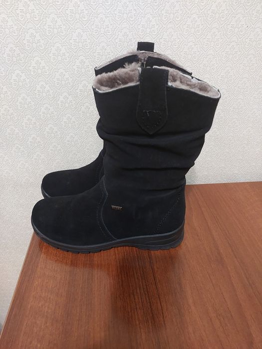 Зимние сапоги 36 размер Baden