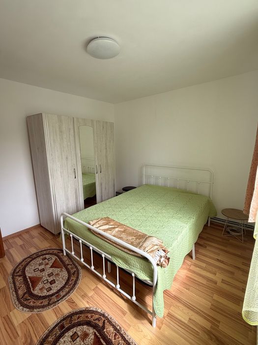 Închiriez apartament cu 2 camere zona Vlahuță