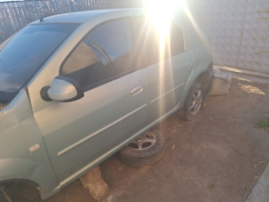 Рено Логан  1.4 кув1.6 куа