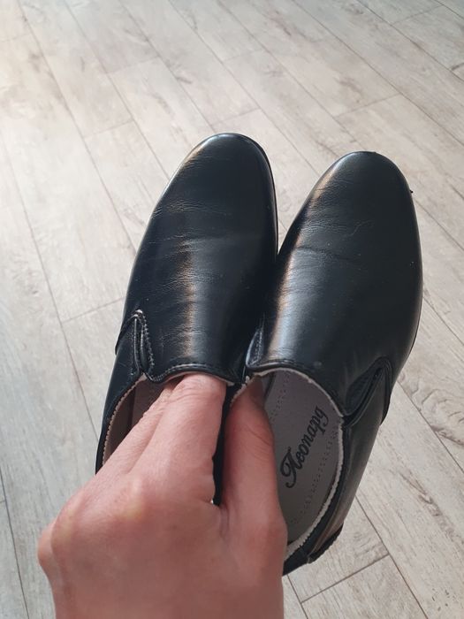 Продам туфли детские