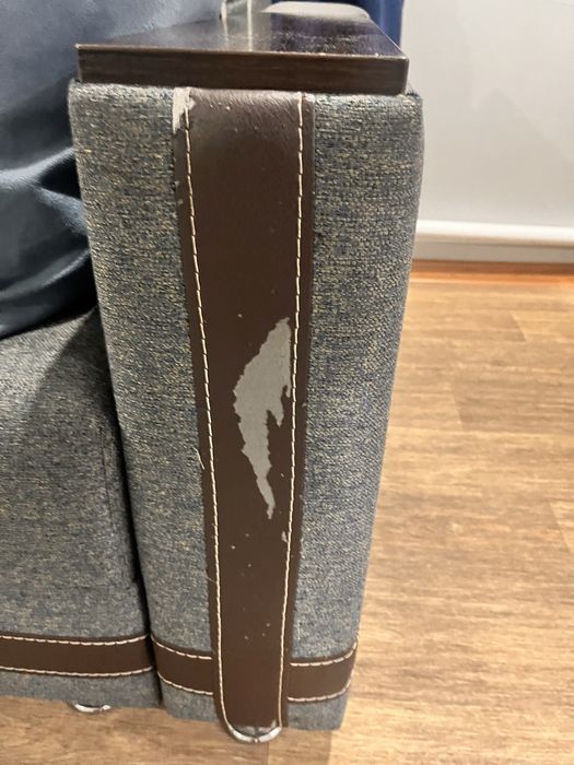 Продам диван в хорошем состояние