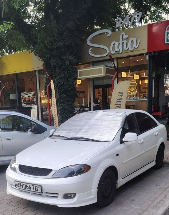 Gentra 2022 Mexanika – 2-pozitsiya – Oq – 79 500 km – Toza mashina