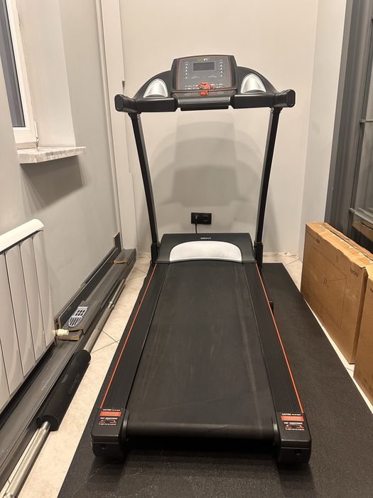 Продам б/у беговую дорожку