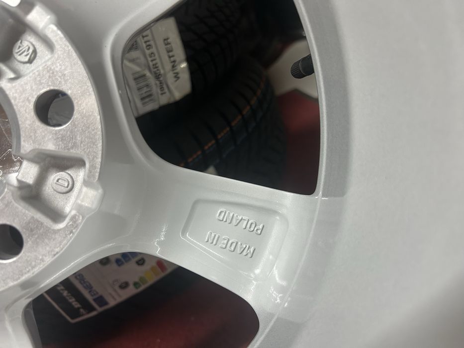 15 цола 5х100 Skoda Scala Fabia VW Polo Audi A1 Зимни Гуми 195/65/15