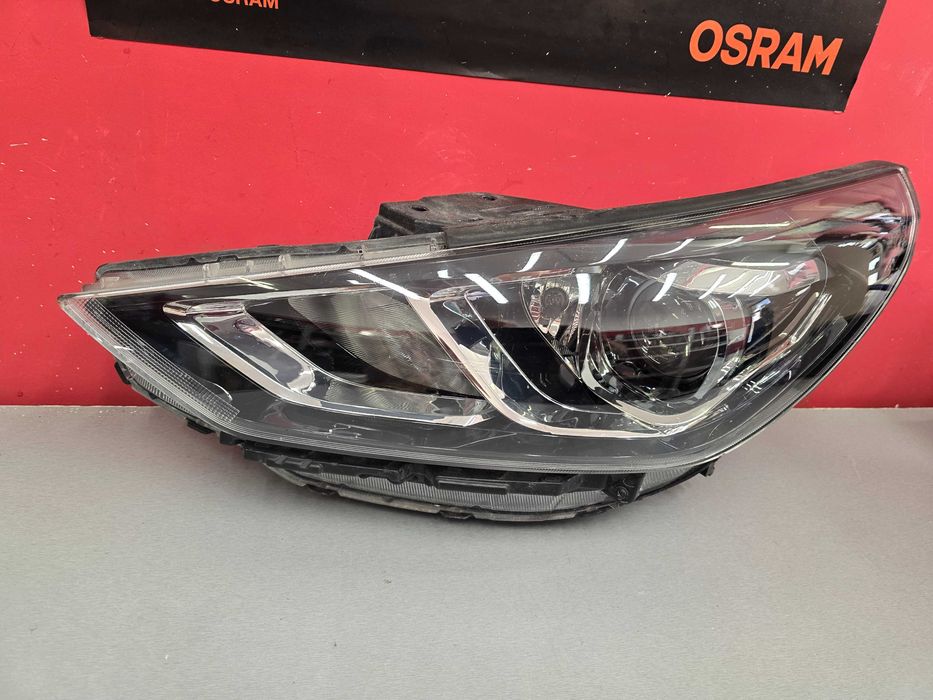 Оригинален фар Хюндаи И30  Hyundai I30