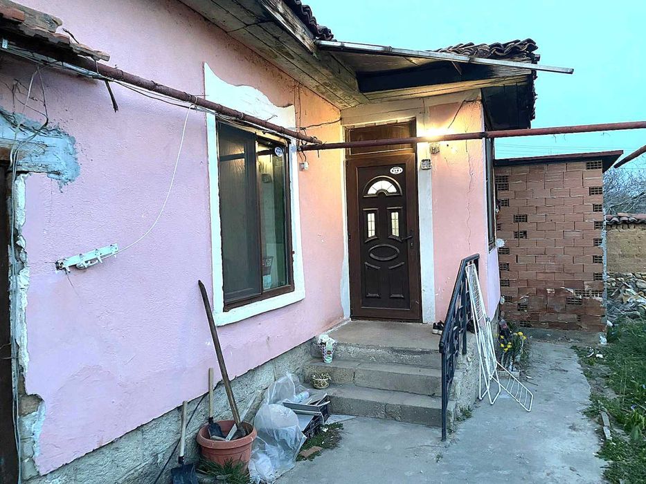 Продава се Къща в с. Бегунци, Област Пловдив - 60 кв.м за 238 €/кв.м - Снимка #1