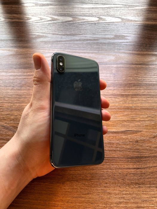 IPhone x  64 Bideal  mazza qib tutiasila