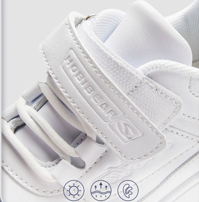 Детские кроссовки