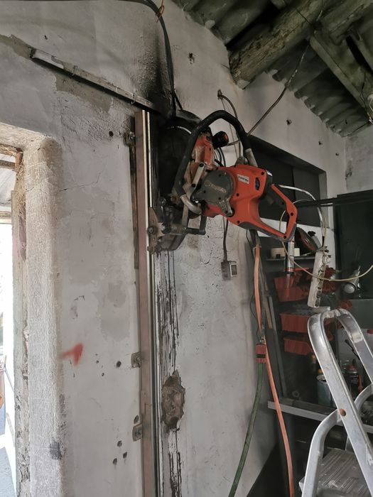 Carotare,Decupari, beton ,Goluri,taier,beton,caramida,bca