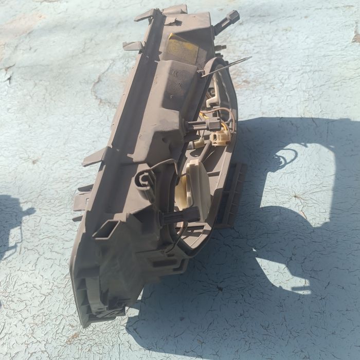 Фары bosch для Мерседес 124