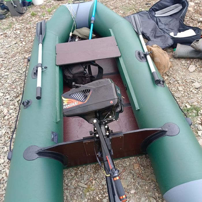 Продаю лодку с мотором