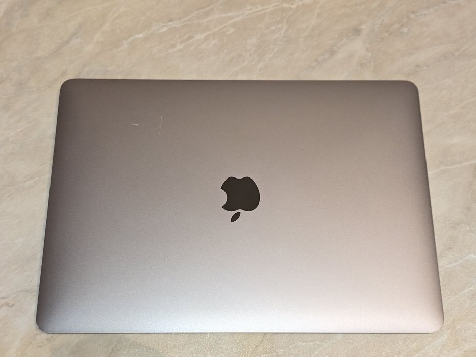 MacBook Air 13 M1 8/512