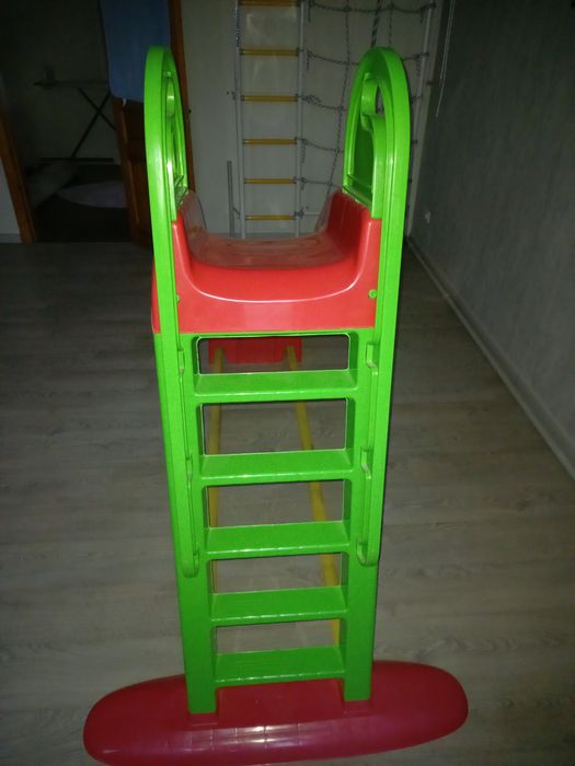 Детская горка классная