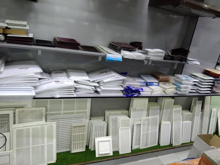 Лук сантехнических , пластиковые и металлические