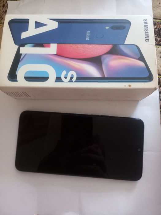 Продам самсунг А10s