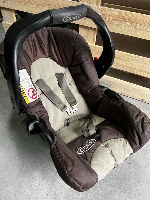 Автокресло Graco Junior Baby