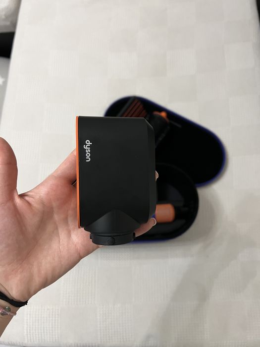 Продавам Dyson Airwrap HS08 ID Complete Long – Violet/Topaz