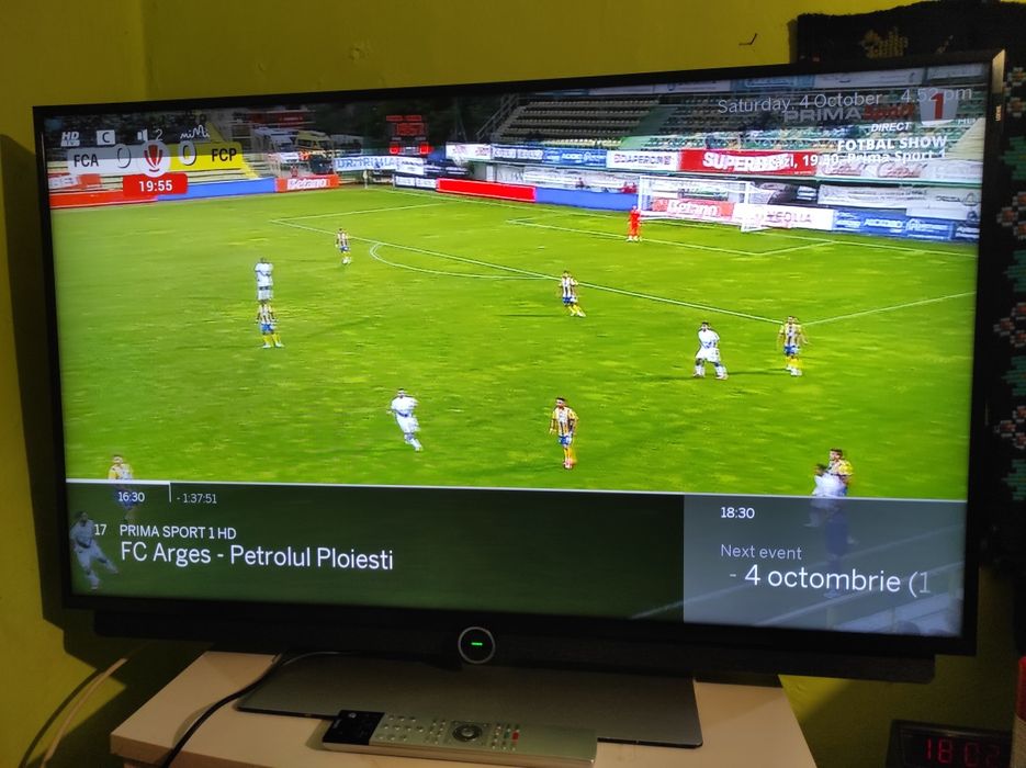 Super Televizor Smart Loewe 109 cm