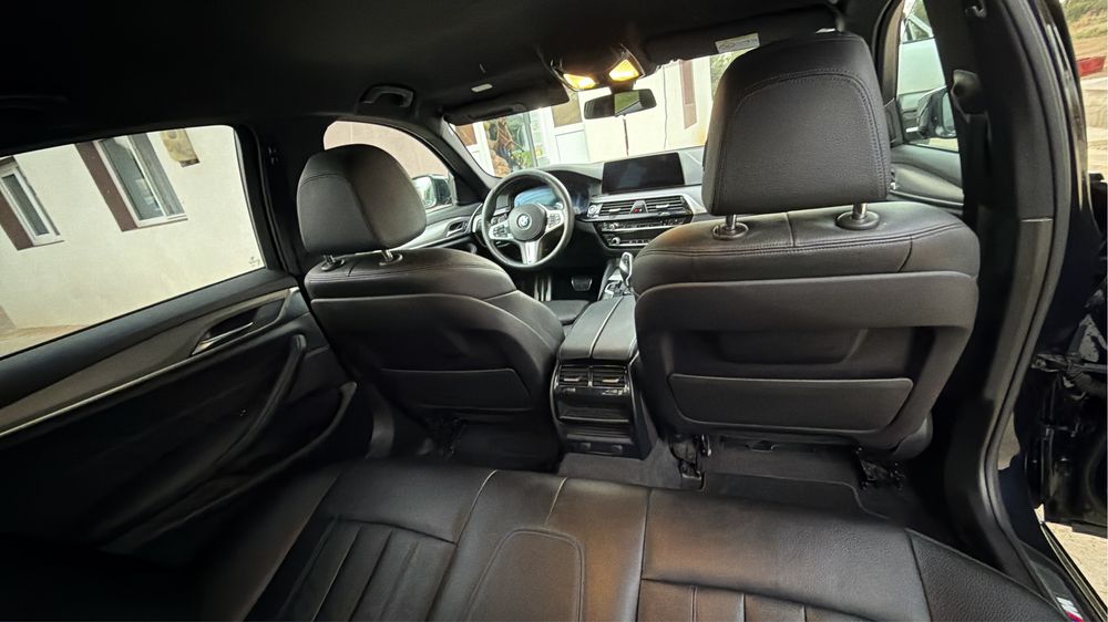 BMW Seria 5 2019 benzină, 25.772 € — imagine 4