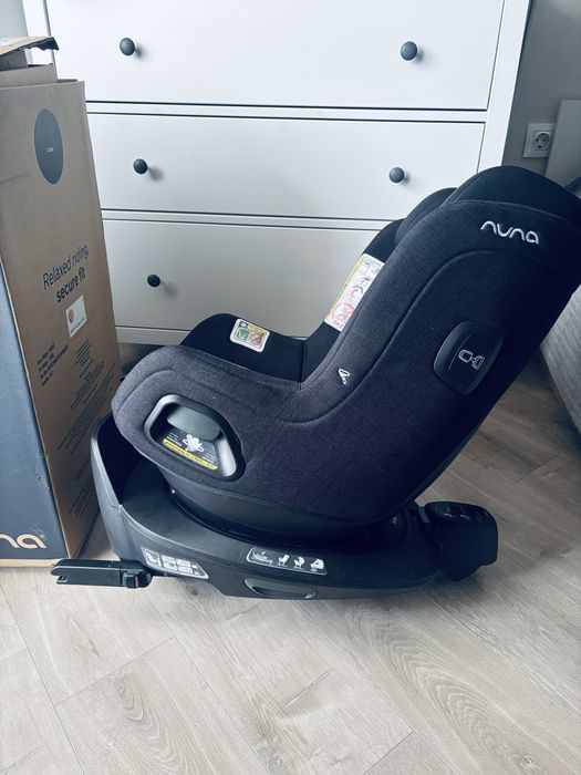 Nuna TODL NEXT + ISOFIX база | Caviar (черен) | Отлично състояние