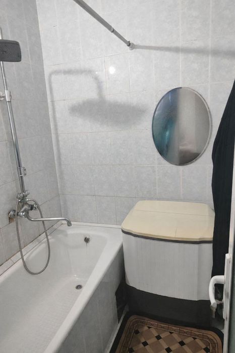 Чилонзор 17квартал квартира сотилади 3/4/4 65м2