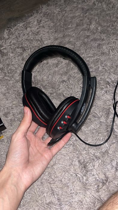 Vand/Schimb placa video Nvidia GTX 1050TI Gainward + Accesori PC