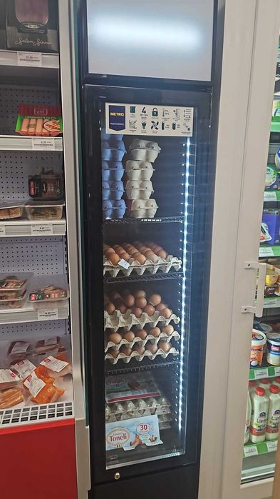 Vitirina oua pentru magazin