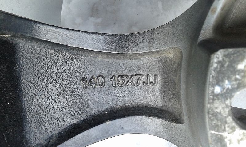 Продам легкосплавные диски на BMW