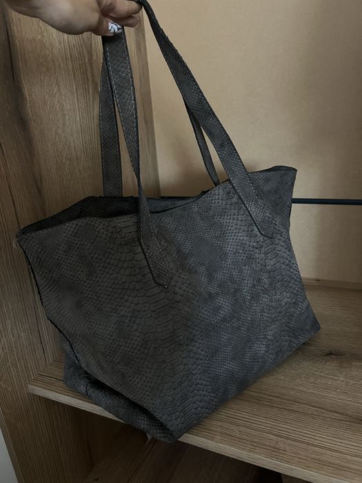 Голяма сива чанта