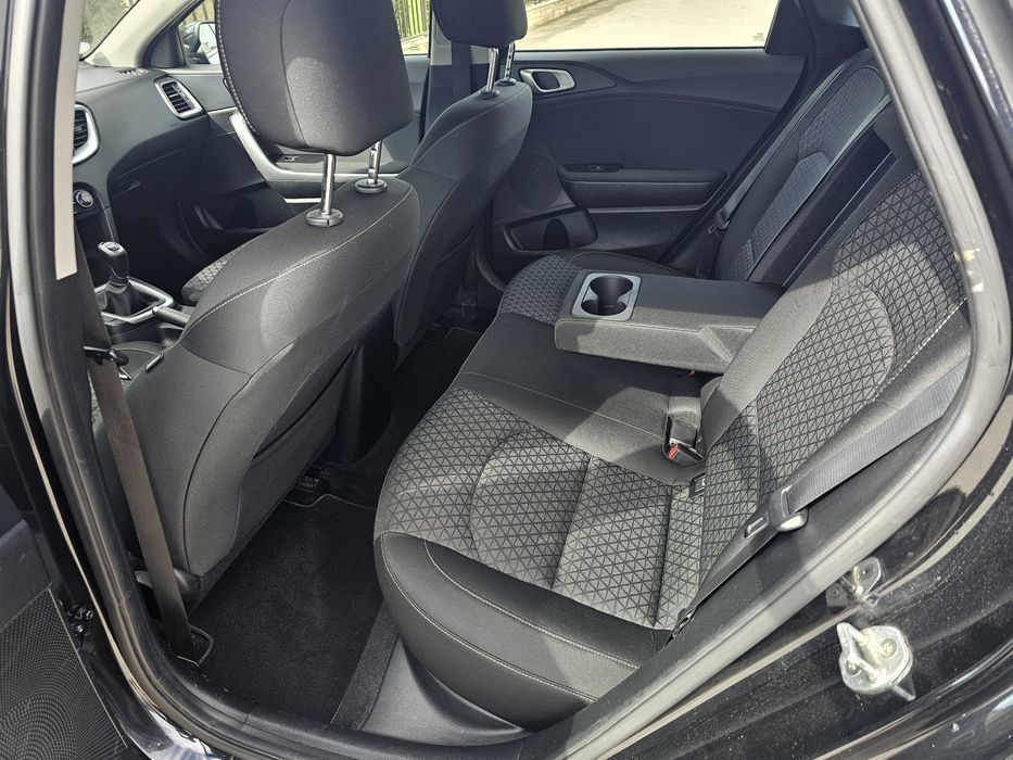 Kia Ceed, Navigatie, Camera, Line assist, an 2021