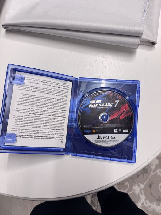 Продам игру Gran turismo 7