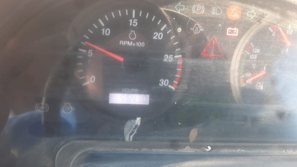 Погрузчик фронтальный