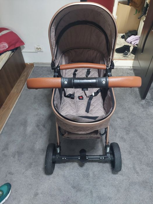 Nu fac livrare prin olx Bună vând Căruț copii 0-3
