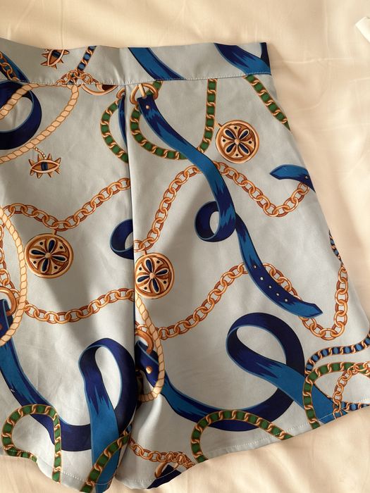 Къси панталонки размер М